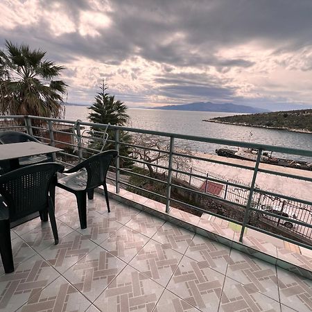 Majki Beach Apartments Sarandë Esterno foto