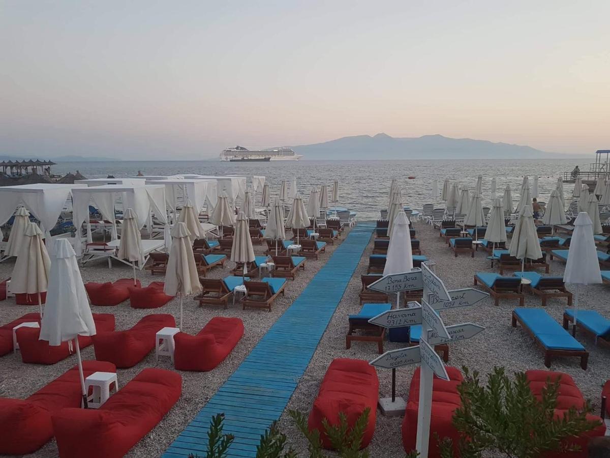 Majki Beach Apartments Sarandë Esterno foto