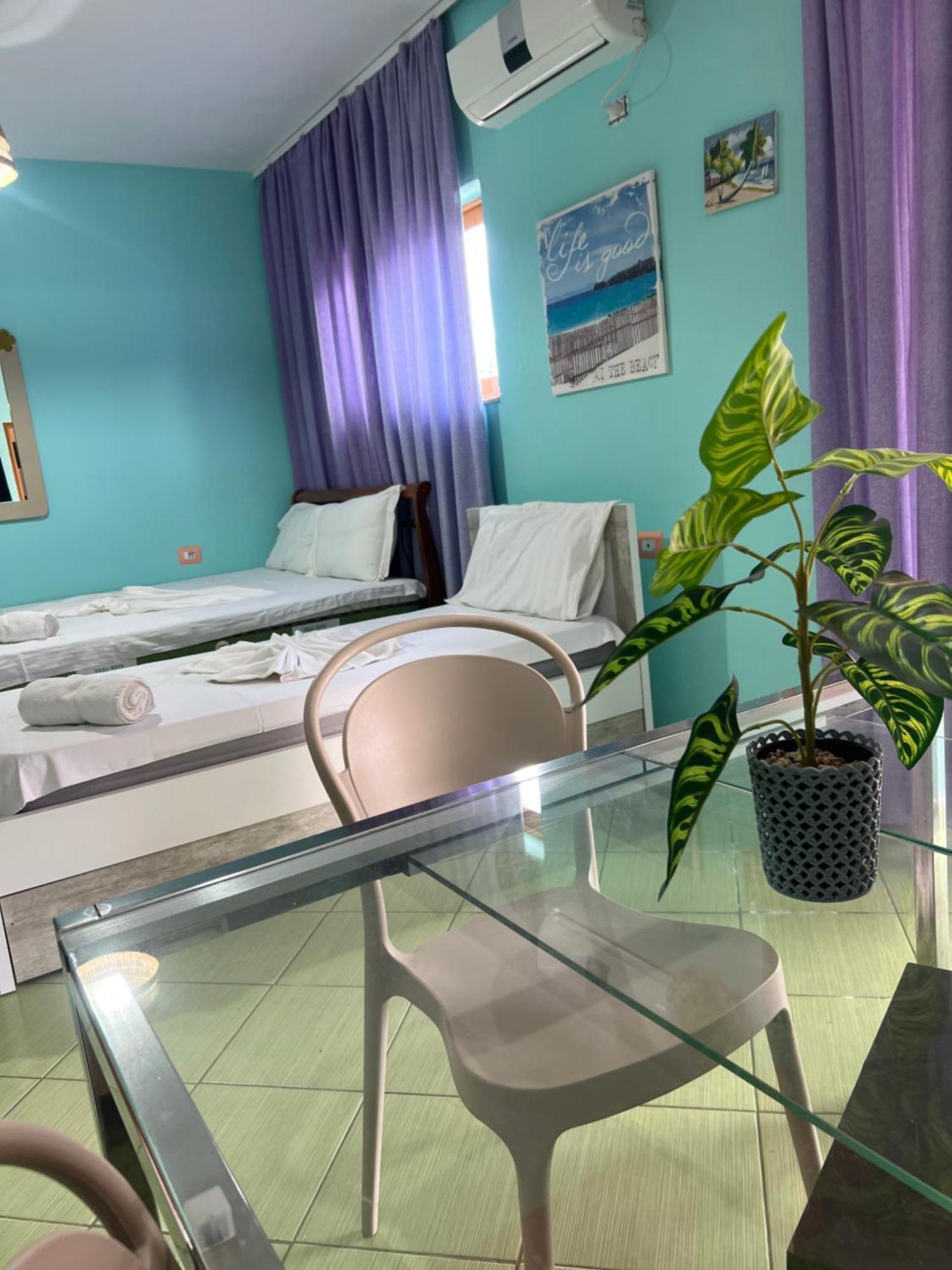 Majki Beach Apartments Sarandë Esterno foto