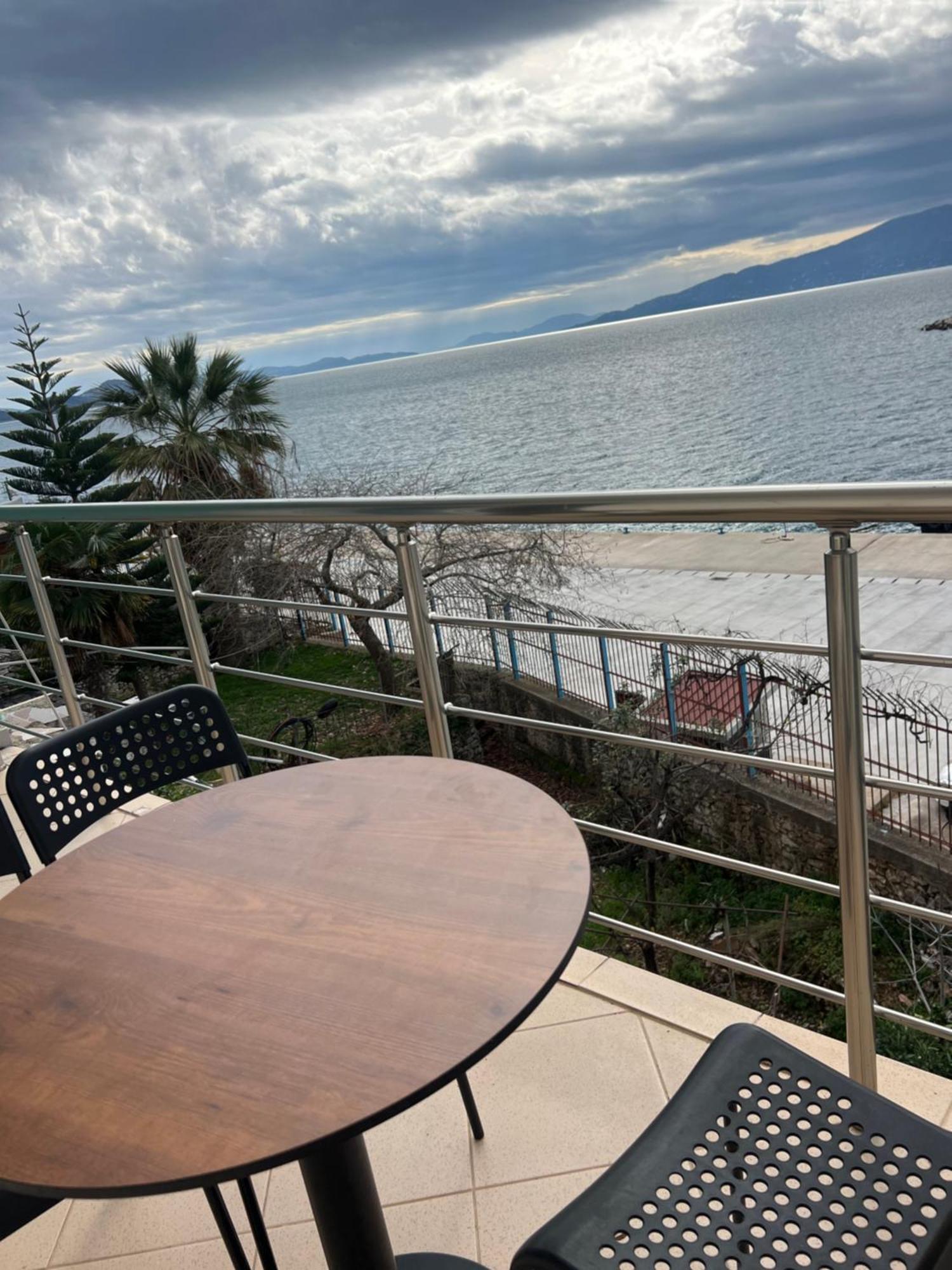 Majki Beach Apartments Sarandë Esterno foto