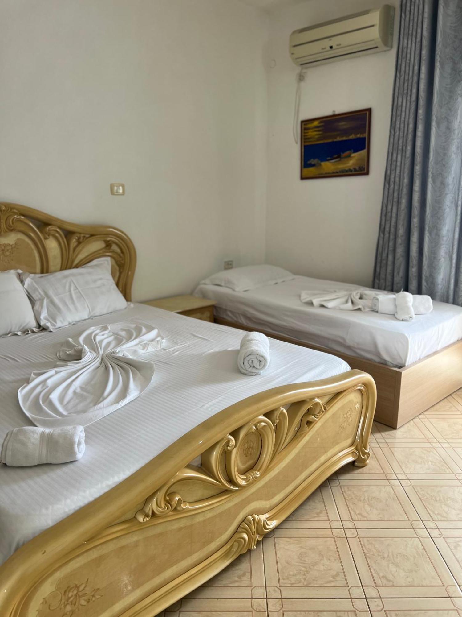 Majki Beach Apartments Sarandë Esterno foto