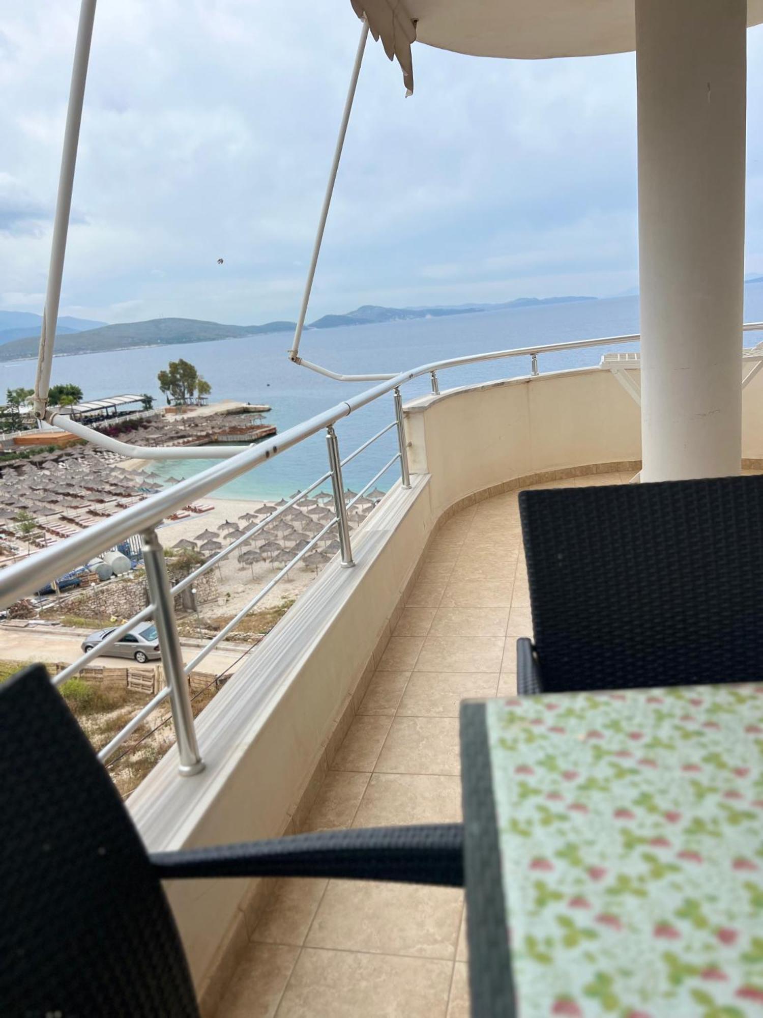 Majki Beach Apartments Sarandë Esterno foto